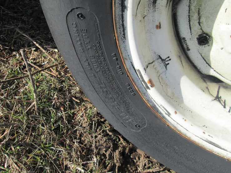 #35396-•-spray-rite-56’-30"-700gal-pull-type-sprayer-image-17