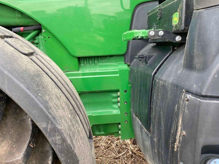 john-deere-8245r-image-37