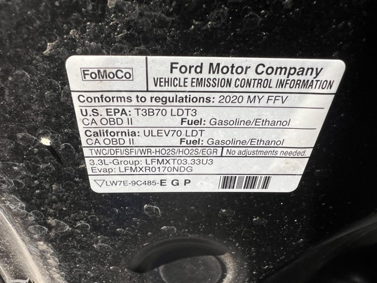 2020-ford-explorer-image-16