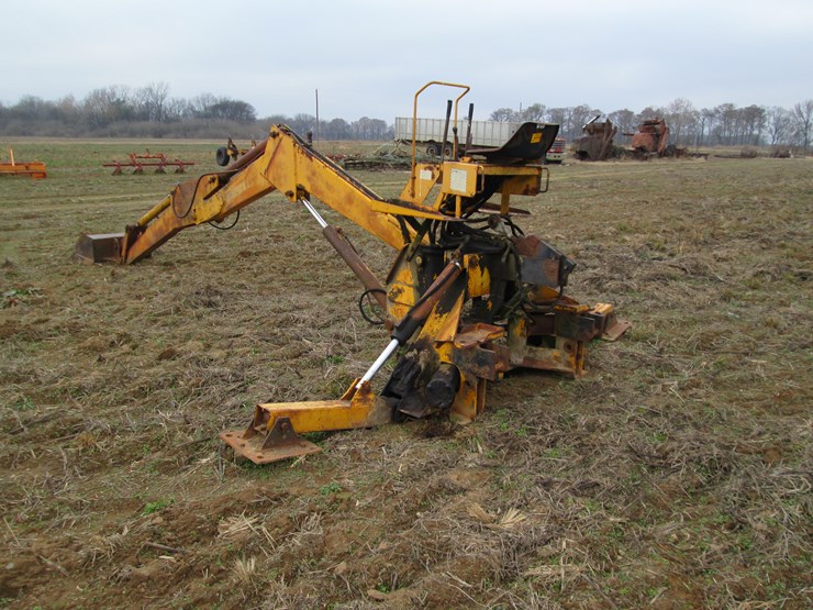 #35323-•-3pt-backhoe-attachment-image-2