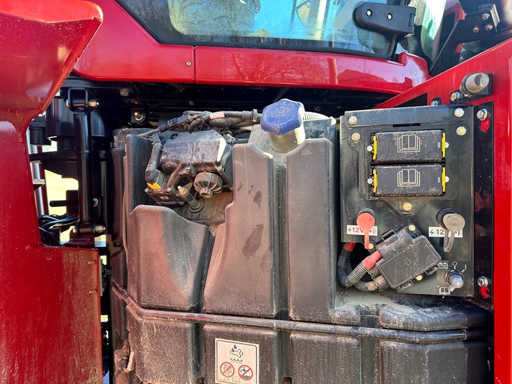 #35562-•-2023-case-470-track-tractor-image-75