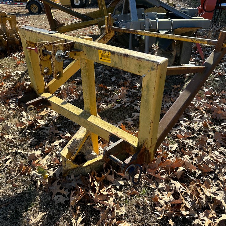 #35575 • Poly Piper Roll Holder