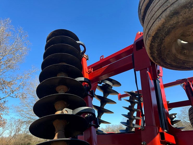 #35563-•-case-370-47'disk-image-56