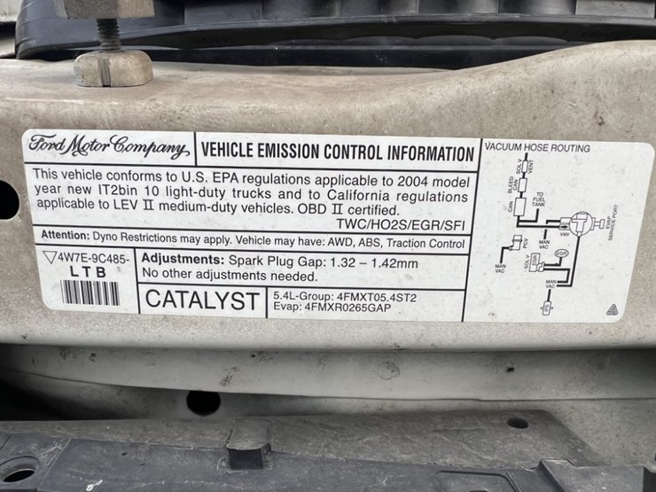 2004-ford-e350-xlt-sd-image-14