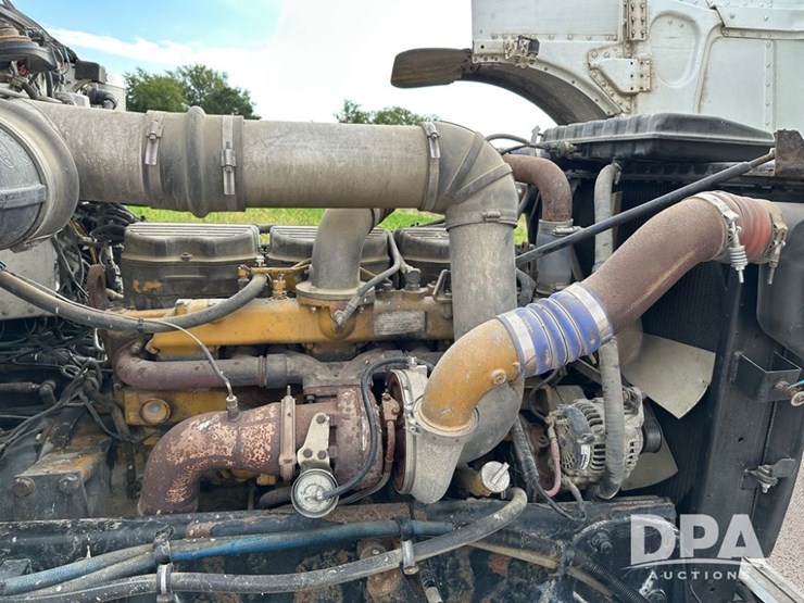 peterbilt-379-image-18