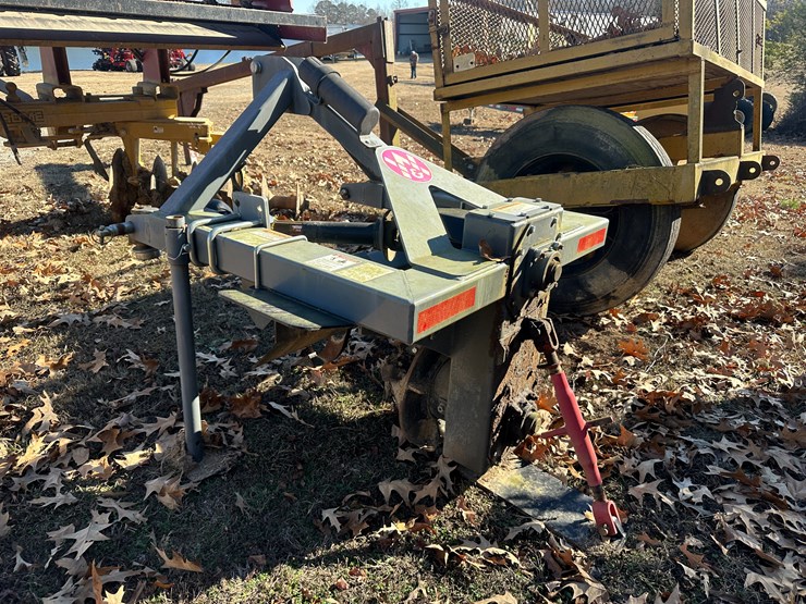 #35576-•-w&a-3700-pto-ditcher-image-4