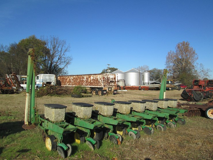 john-deere-7100-image-4