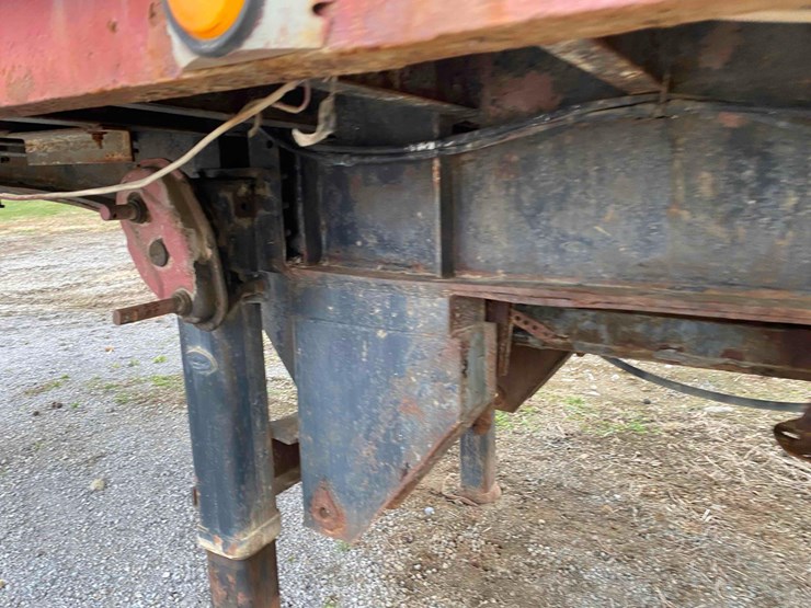 spray--trailer-image-16