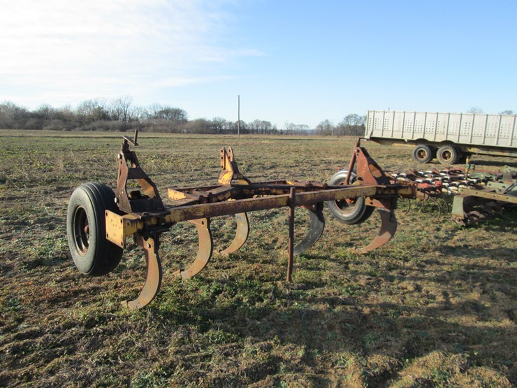 #35359-•-5-shank-subsoiler-image-5