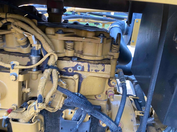 ro-gator-1184-sprayer-image-26