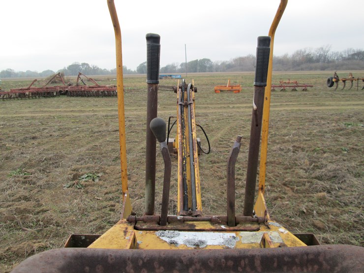 #35323-•-3pt-backhoe-attachment-image-19