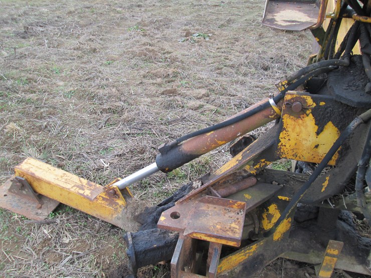 #35323-•-3pt-backhoe-attachment-image-16