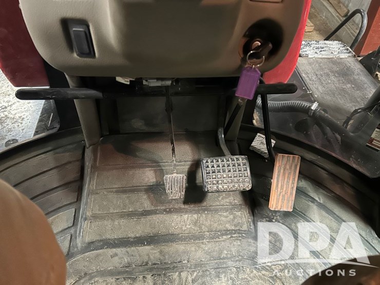 case-ih-810-image-41