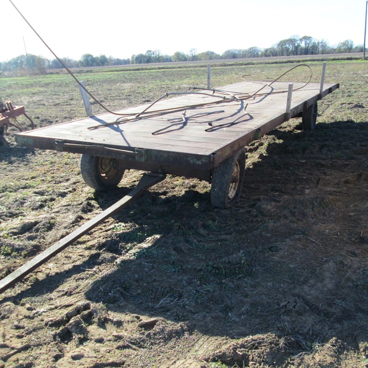 #35370 • 4-wheel Flatbed Cotton Wagon