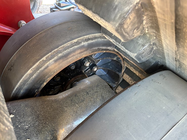 #35562-•-2023-case-470-track-tractor-image-7