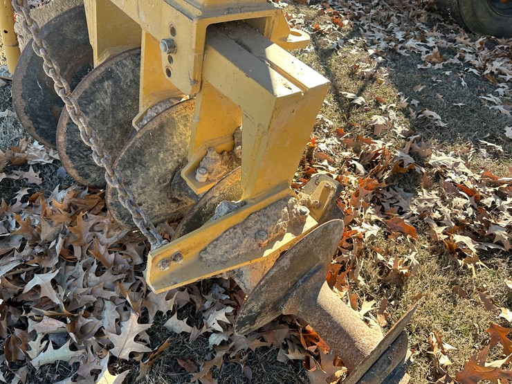 #35571-•-rome-levee-plow-w/-w&a-manufacturing-898-levee-seeder-image-14