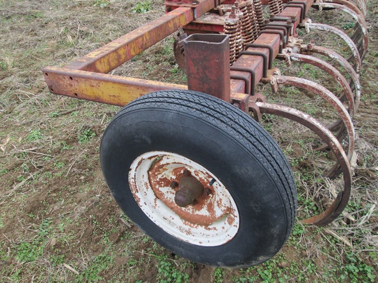 #35315-•-11'-chisel-plow-image-6