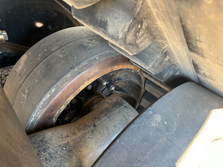 #35562-•-2023-case-470-track-tractor-image-18