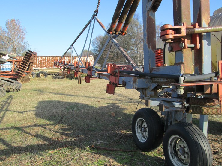 #35396-•-spray-rite-56’-30"-700gal-pull-type-sprayer-image-6