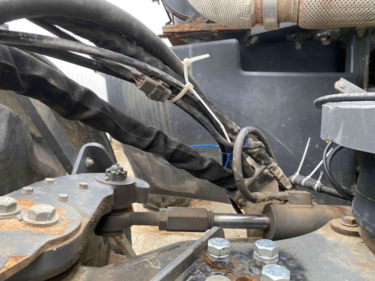 new-leader-l4258g4-image-19