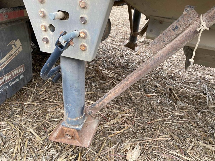 wilson-alum-41’-grain-trailer-image-32