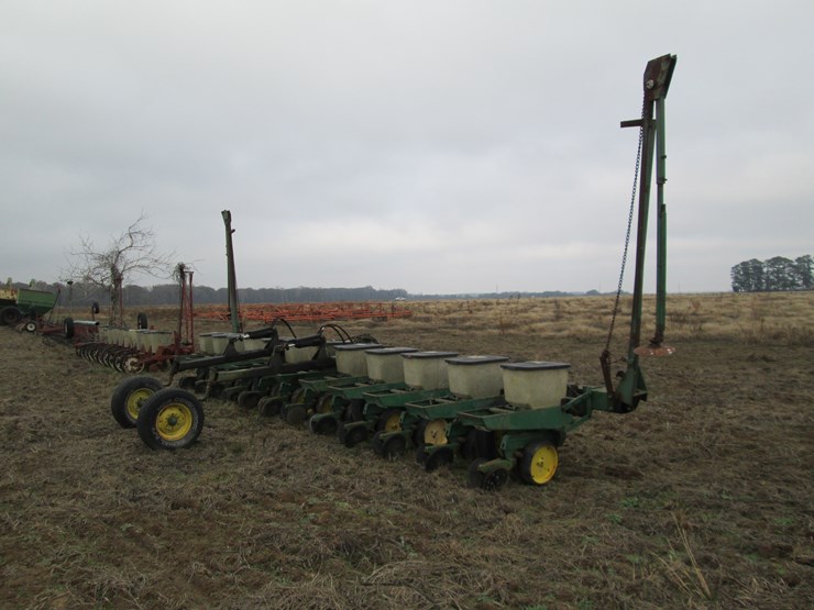 john-deere-7100-image-3