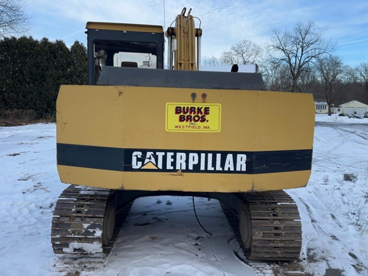 caterpillar-e120b-image-4