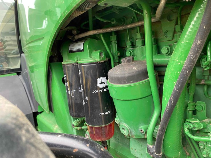 john-deere-8245r-image-21