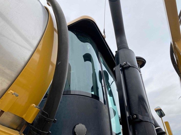 ro-gator-1184-sprayer-image-79