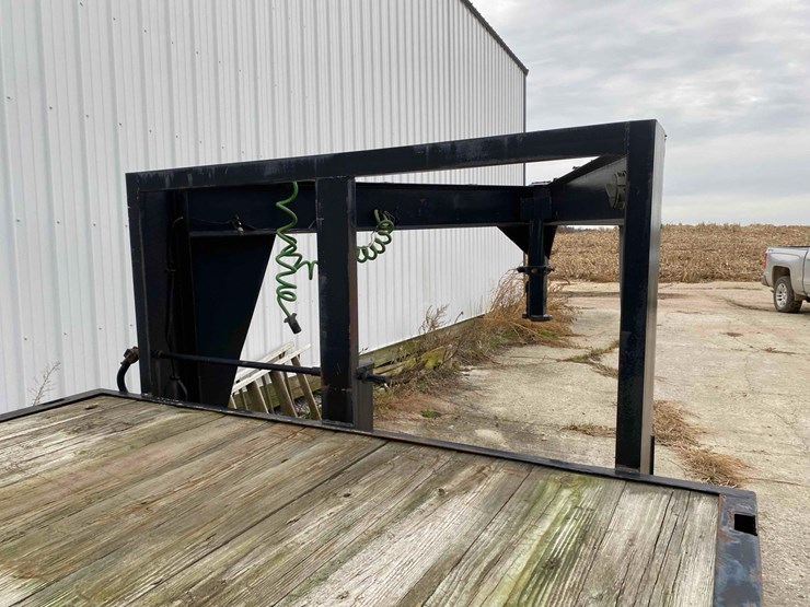 goose-neck-trailer-image-12