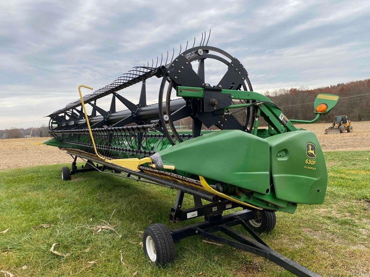 john-deere-630f-image-2