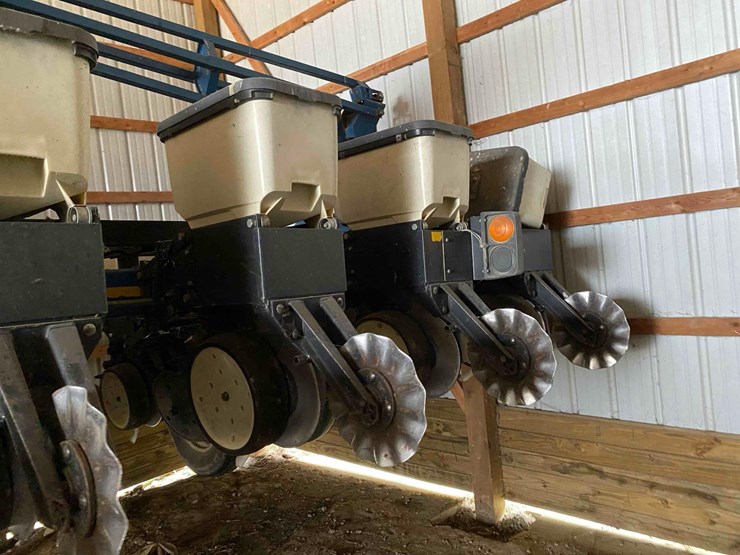 kinze-3600-image-9