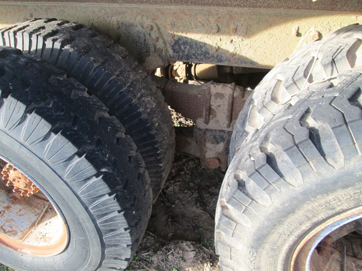 1981-caterpillar-3208-image-11