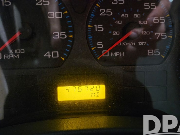 2005-international-8600-image-6