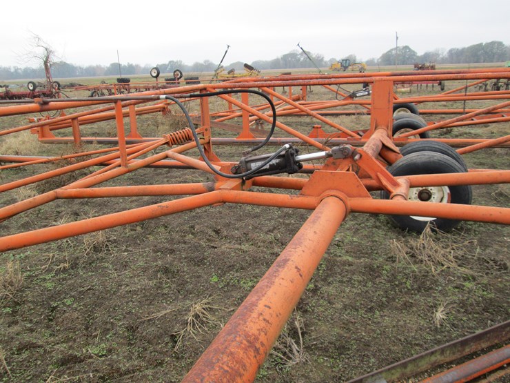 fair-oaks-16x50-image-8