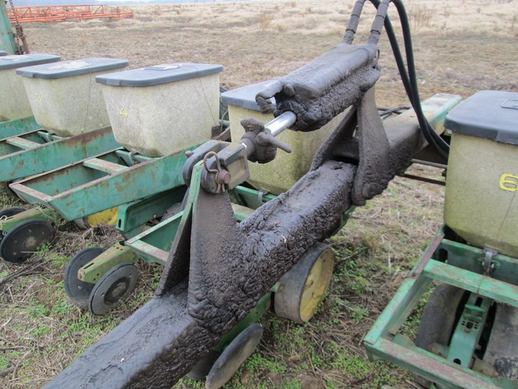 john-deere-7100-image-10