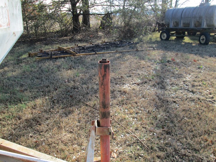 #35381-•-willmar-pull-type-spreader-17-image-20