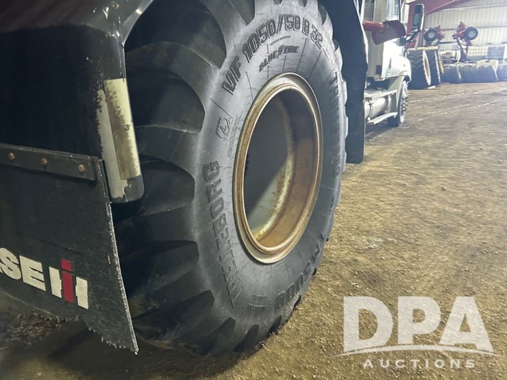 case-ih-810-image-24