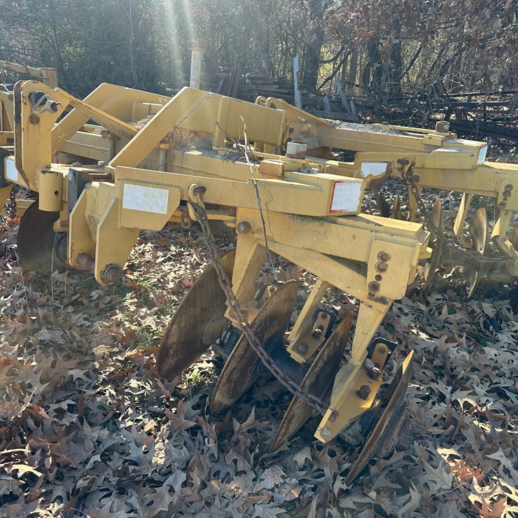 #35572 • Rome Tandem Levee Plow