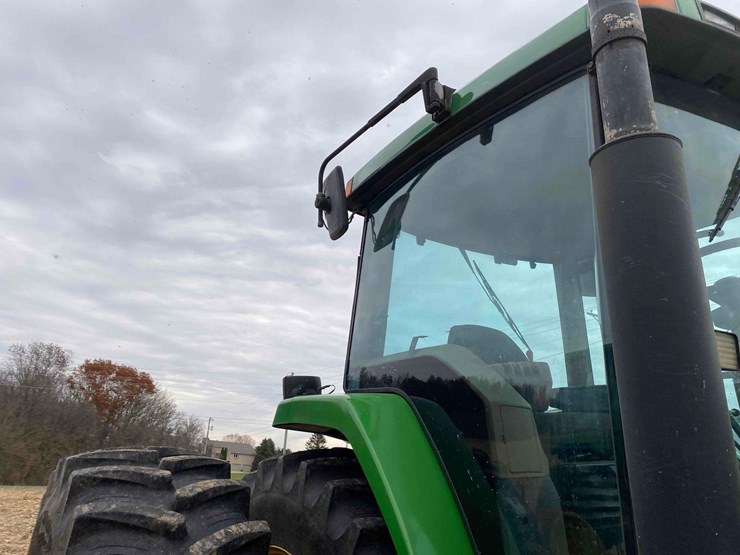 john-deere-8300-image-22