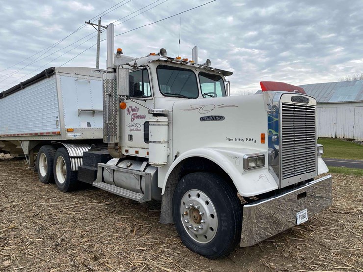 1987-freightliner-day-cab-semi-tractor-image-3