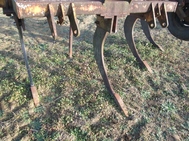 #35359-•-5-shank-subsoiler-image-10
