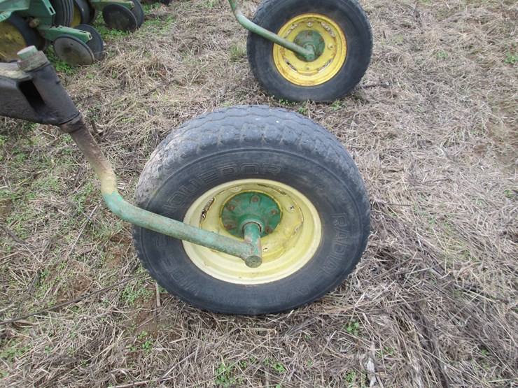 john-deere-7100-image-6