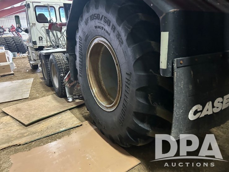 case-ih-810-image-11