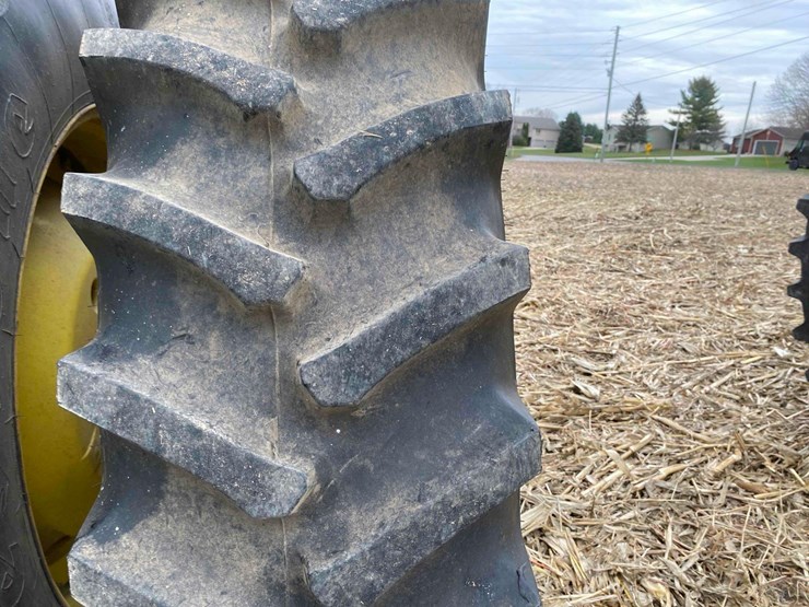 john-deere-4450-image-36