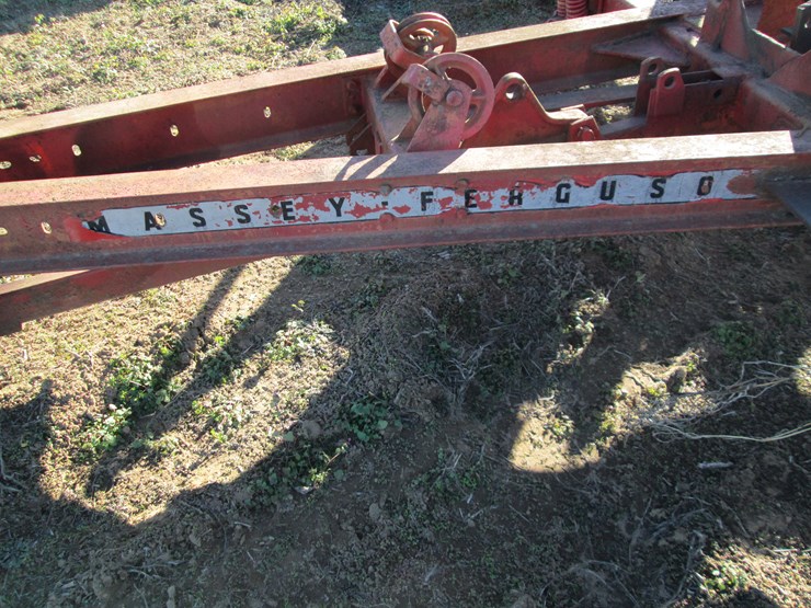 massey-ferguson-14a-image-12