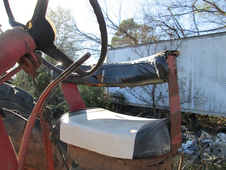 #35306-•-farmall-580-tractor-image-22