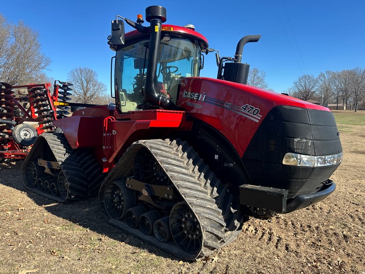 #35562-•-2023-case-470-track-tractor-image-2