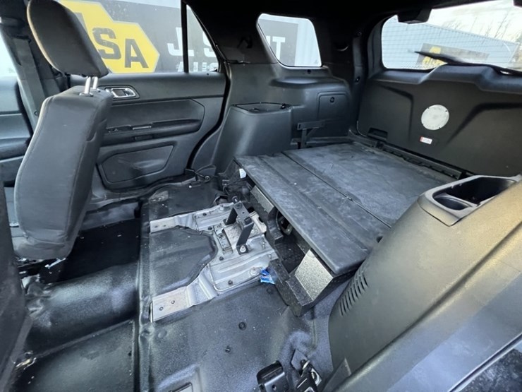 2017-ford-explorer-image-20