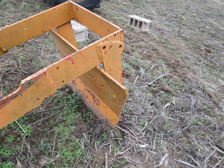 #35320-•-levee-gate-trencher-image-5